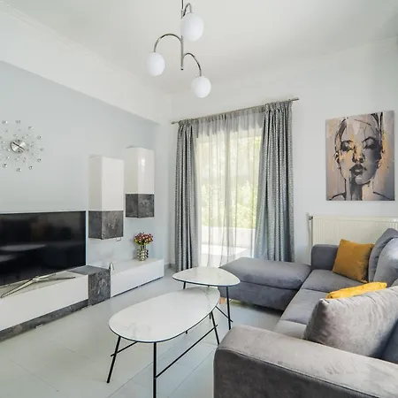 The Nest Of Urban Living By 8essentially *