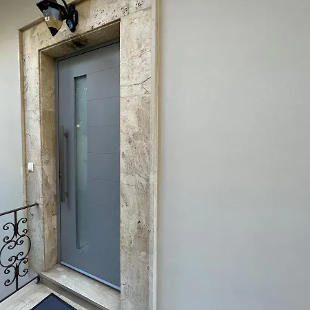 The Nest Of Urban Living By 8essentially Chania (Crete)