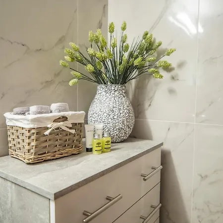 The Nest Of Urban Living By 8essentially * Hanya